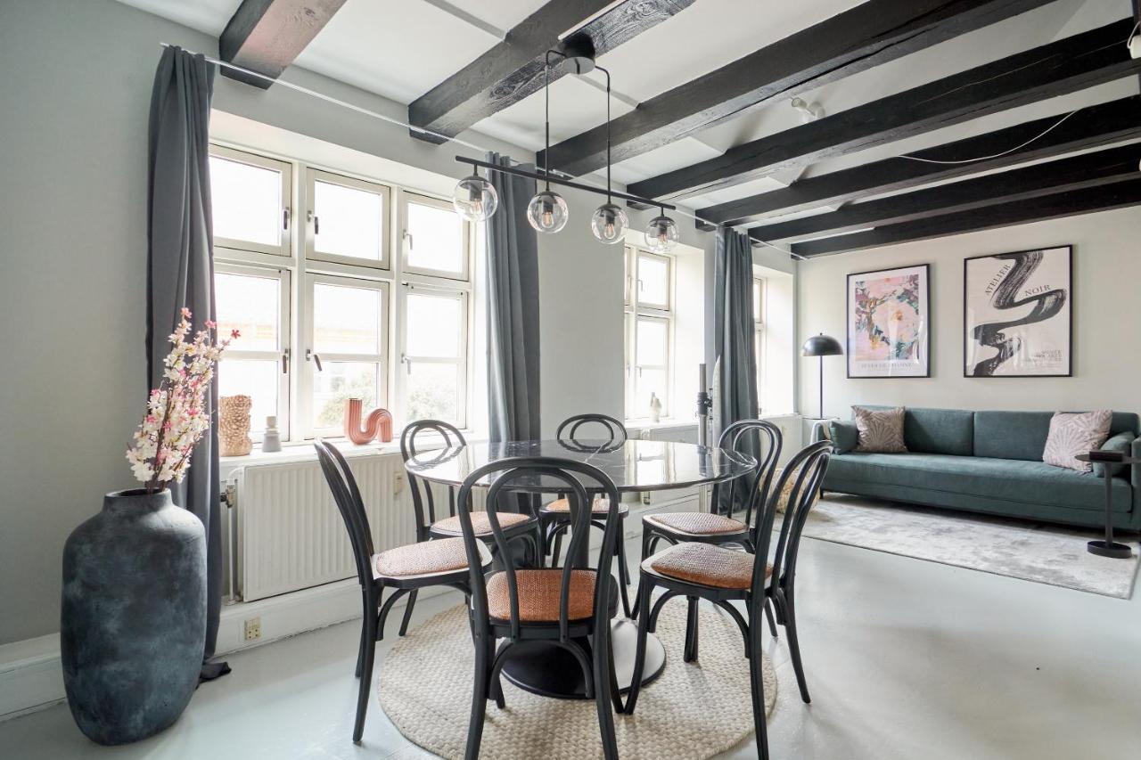 Unique 2 Bedroom Duplex W Exposed Beams In Cph City Kopenhaga Zewnętrze zdjęcie